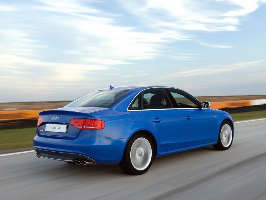  Audi S4 Sedan (B8, 8K) 2009 года  (ZA) (фото 6 из 12)